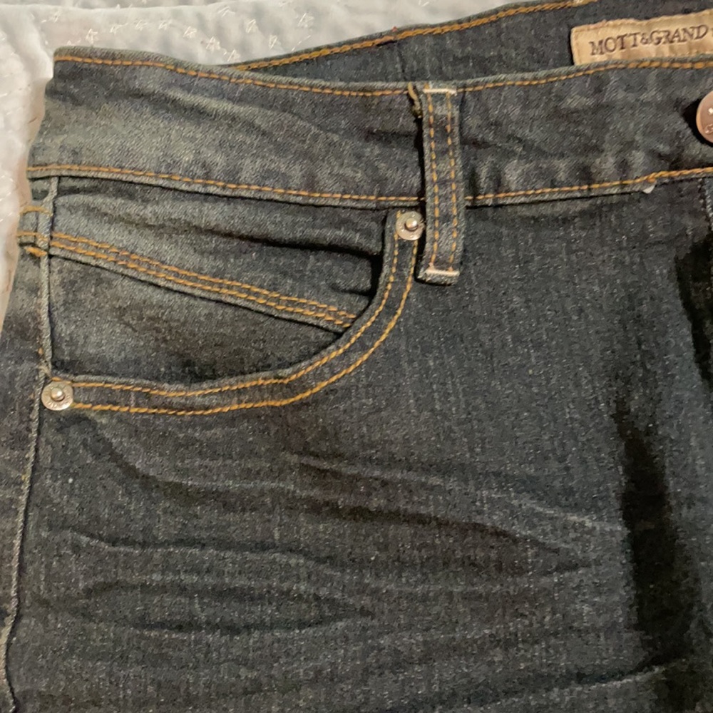 Jeans - Picture 3 of 9